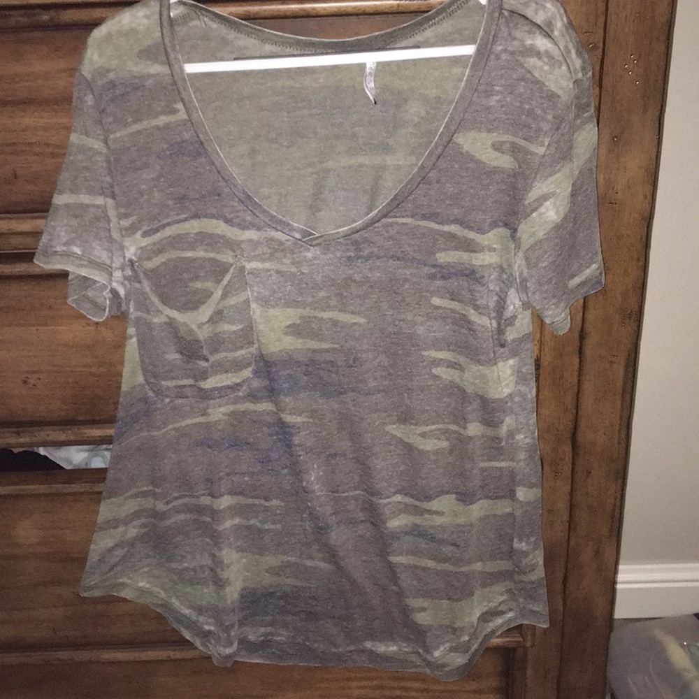 Z Supply camouflage T-shirt